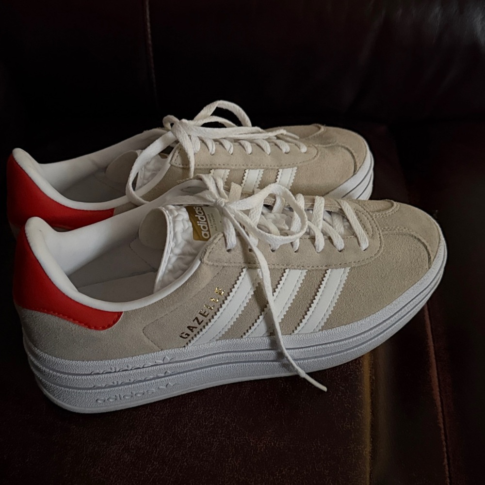 Adidas Bold Gazelle Cream shoes - Picture 6 of 10